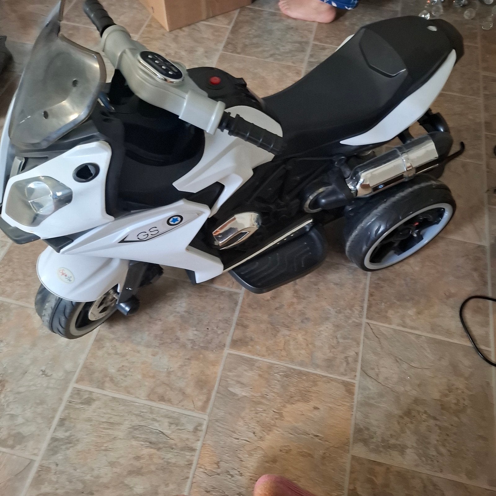 Kinde motor met accu, Ophalen of Verzenden, Gebruikt