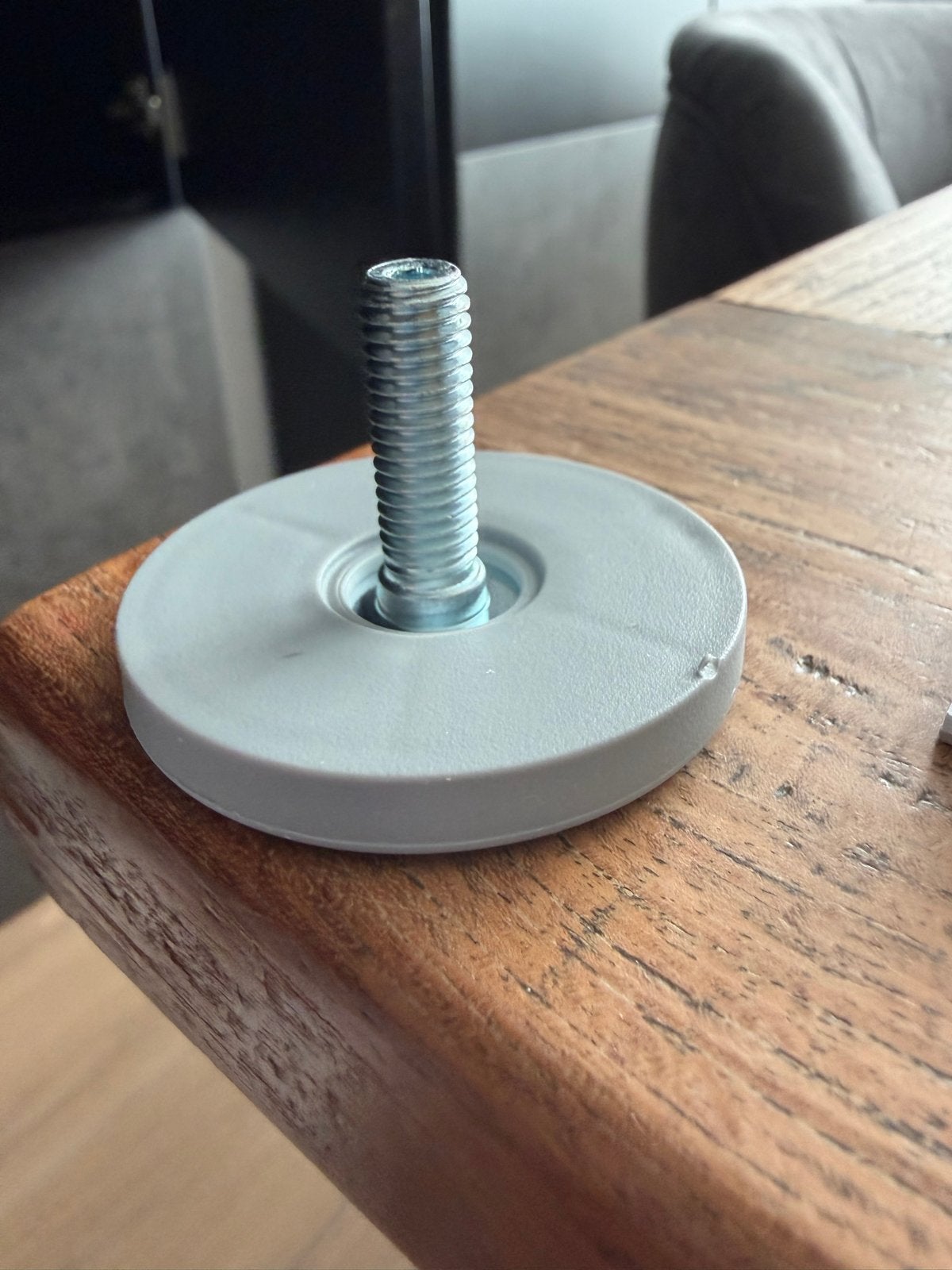 20 stuks Verstelbare meubelpoten / stelvoeten, Ophalen, Nieuw