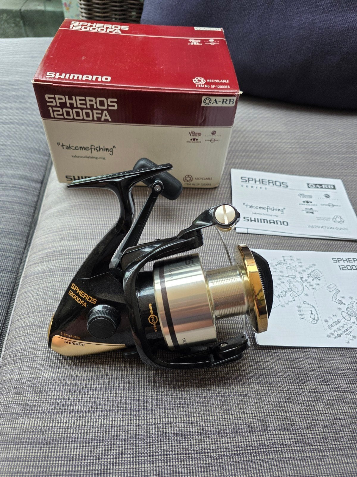 Nieuwe Shimano Spheros 12000FA - Strandhengel/Bootmolen, Ophalen of Verzenden, Nieuw, Molen