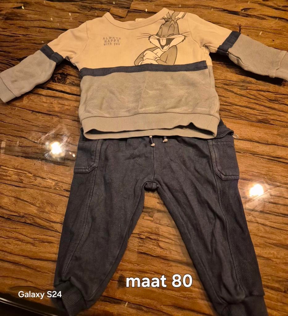 Leuk Bugs Bunny setje maat 80, Kinderen en Baby's, Babykleding | Maat 80, Gebruikt, Ophalen of Verzenden, Setje, Onbekend