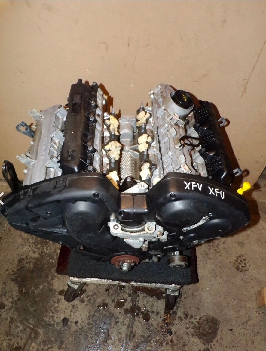 Peugeot motor 407 3.0l 6v, Auto-onderdelen, Motor en Toebehoren, Ophalen of Verzenden, Peugeot