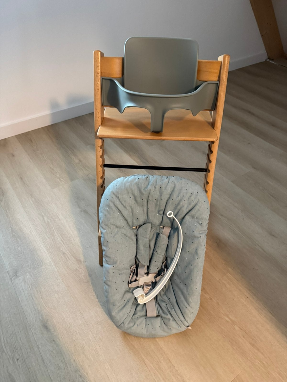 Stokke tripp trapp trip trap kinderstoel met Newborn, Kinderen en Baby's, Kinderstoelen, Ophalen, Zo goed als nieuw, Meegroeistoel