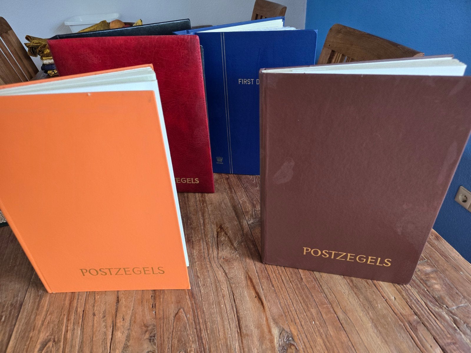 Verzameling postzegels en eerstedagenveloppen 1976-1979, Postzegels en Munten, Postzegels | Eerstedagenveloppen, Ophalen of Verzenden