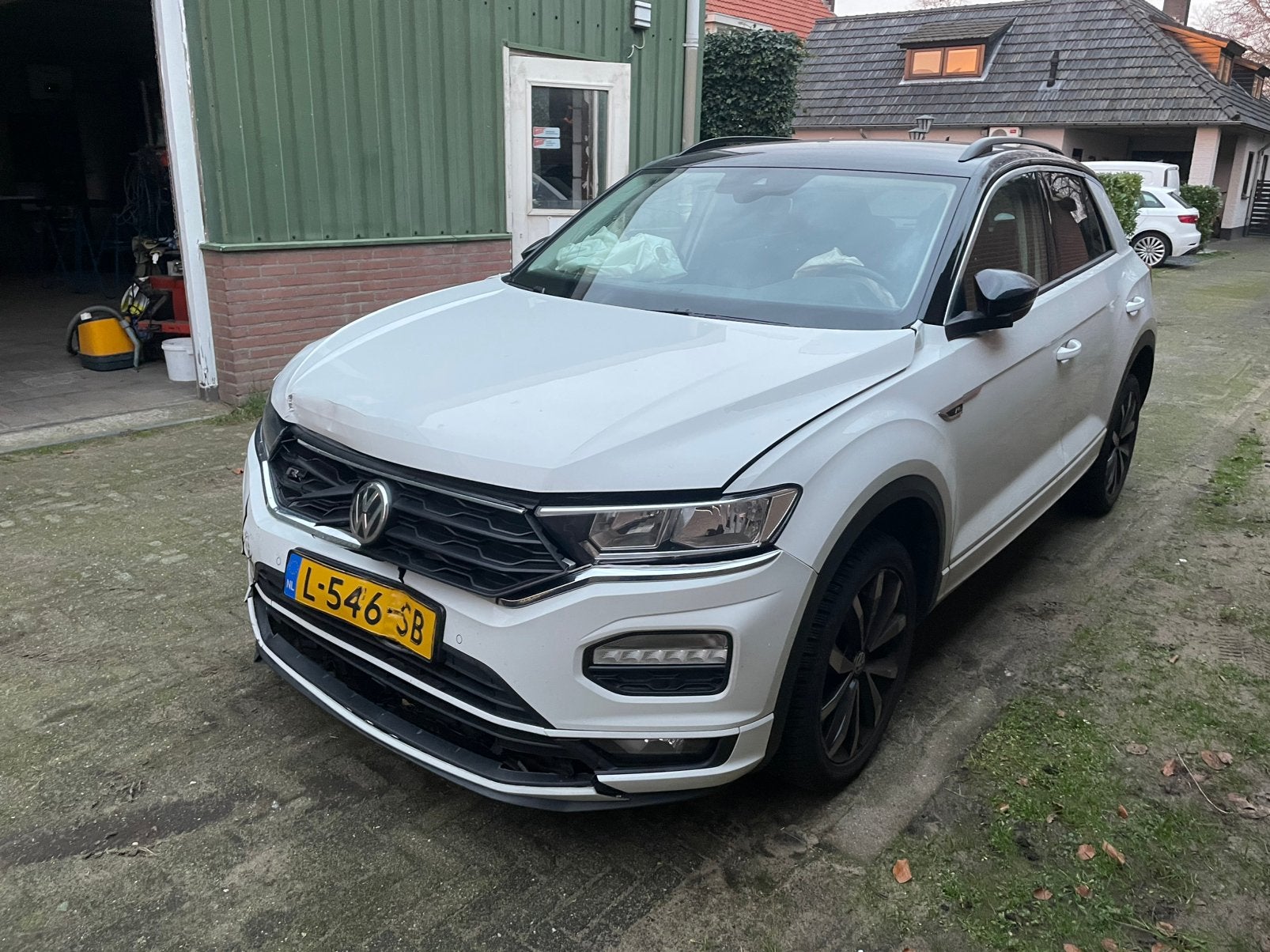 Vw T roc 1.0 R line bj 2019 77000 km, Auto diversen, Schadeauto's, Ophalen, Benzine