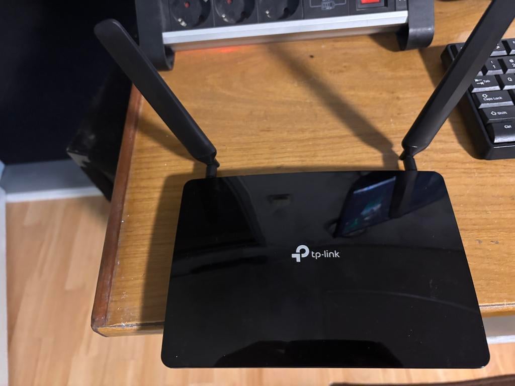 TP-LINK TL-MR6400, Computers en Software, Routers en Modems, Ophalen of Verzenden, Zo goed als nieuw