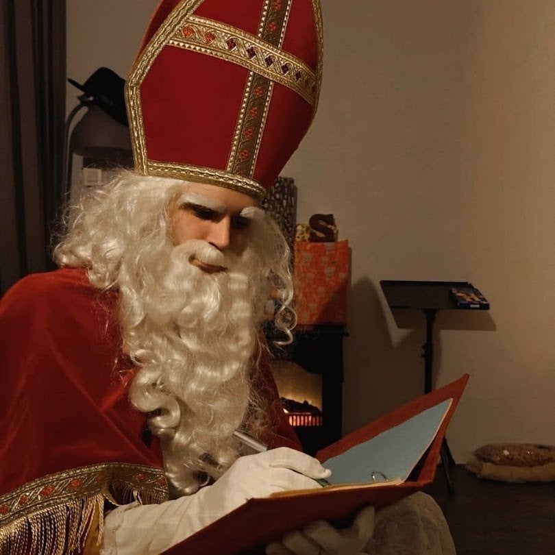 Luxe Sinterklaasset met professionele baard/pruik + 4 pakken, Diversen, Ophalen of Verzenden, Gebruikt