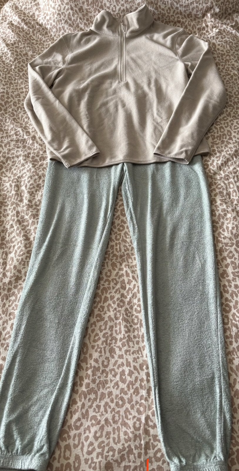 Primark Fleece Trui en Joggingbroek Set - Maat S, Ophalen of Verzenden, Zo goed als nieuw, Maat 36 (S), Beige