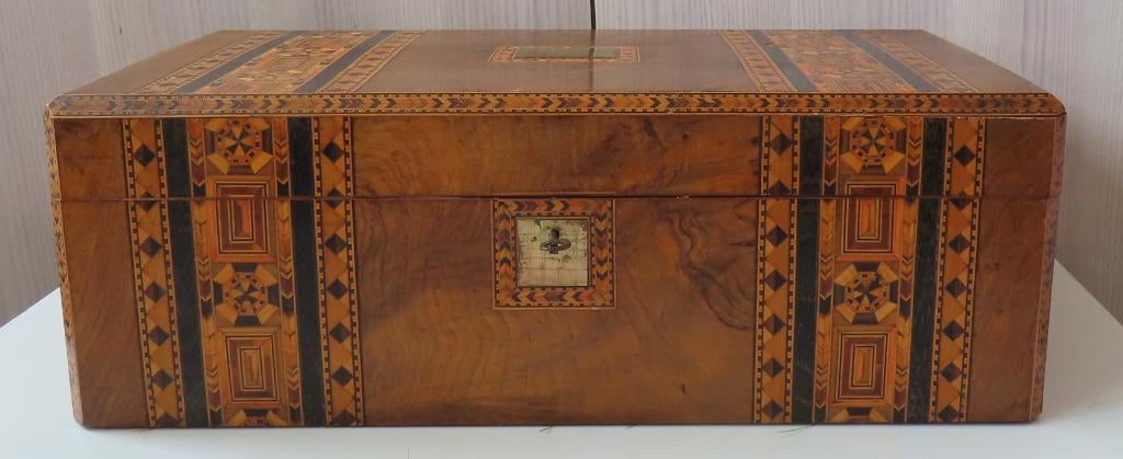 Antieke victoriaanse schrijfhelling, walnoot, houtinleg 1860, Verzenden
