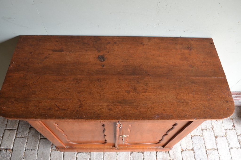Prachtige antieke eiken houten meidenkast, dressoir., Antiek en Kunst, Antiek | Meubels | Kasten, Verzenden