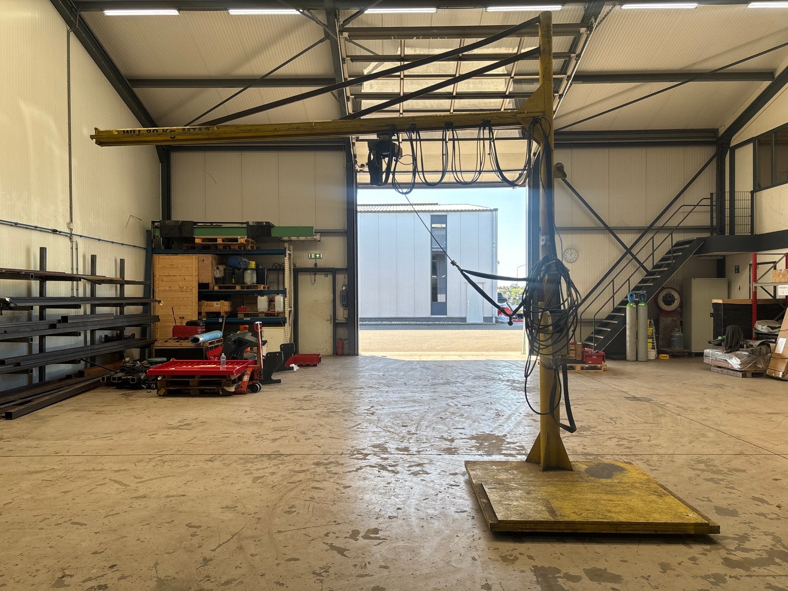Zwenkkraan met elektrische takel - EG 1600KG, Ophalen, Kraan
