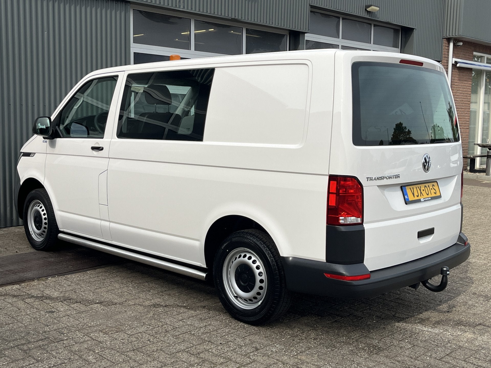 Volkswagen Transporter 2.0 TDI 90pk L1H1 DC Airco Trekhaak 2, Auto's, Gebruikt, 4 cilinders, Volkswagen, Wit