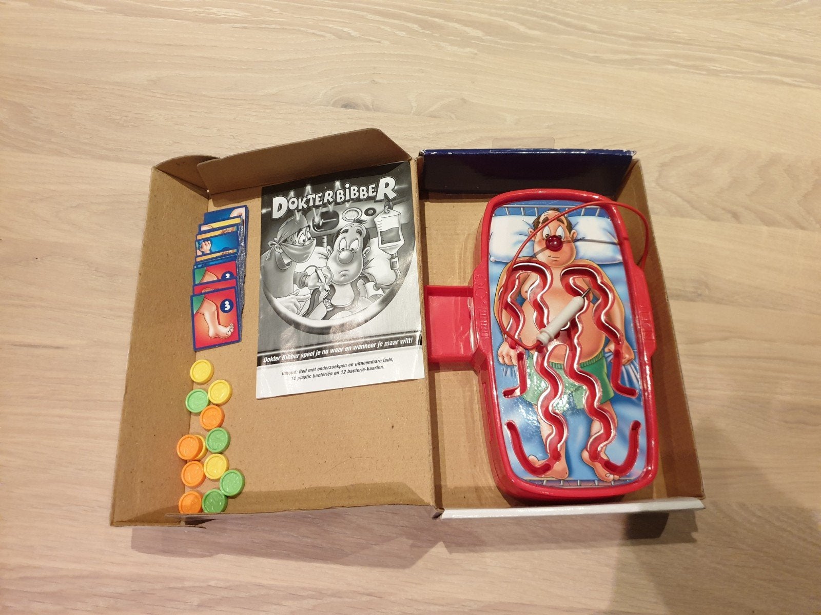 Dokter Bibber spel - Klassiek gezelschapsspel, Een of twee spelers, Ophalen of Verzenden, Zo goed als nieuw, Reisspel