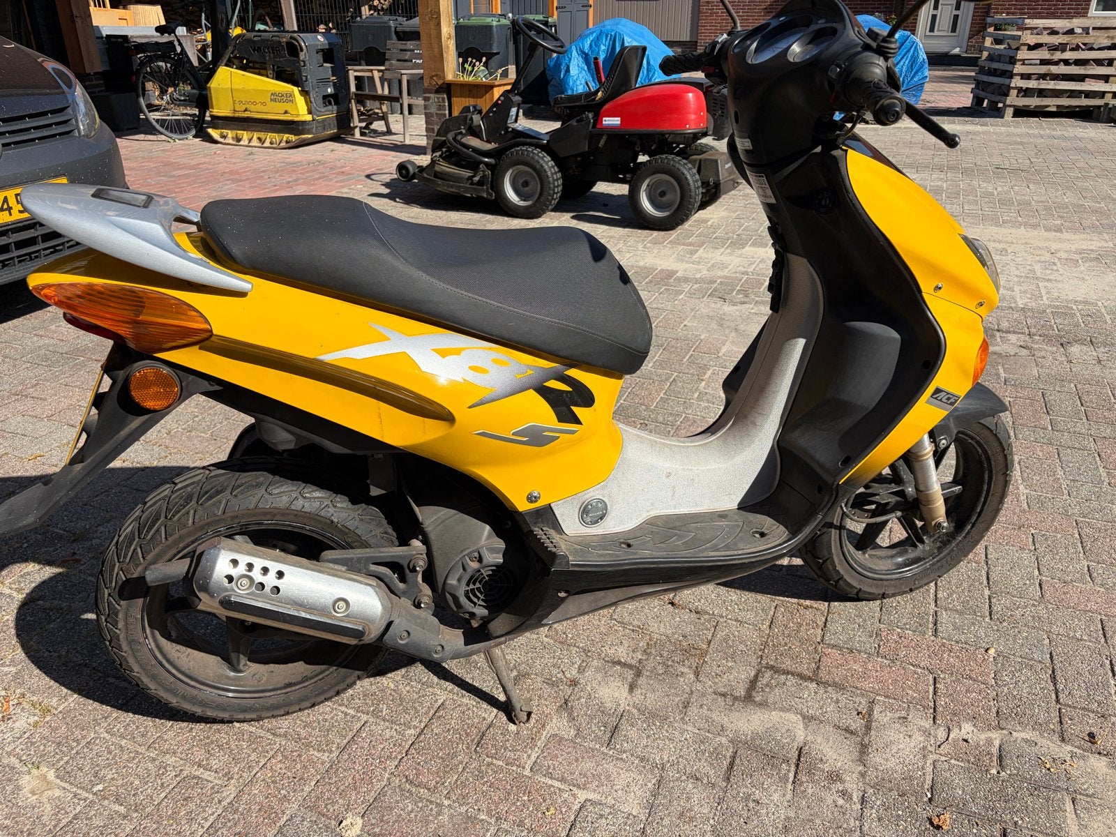Honda X8R Scooter - Geel, Goede Staat, Ophalen, Gebruikt, Overige modellen, Maximaal 45 km/u