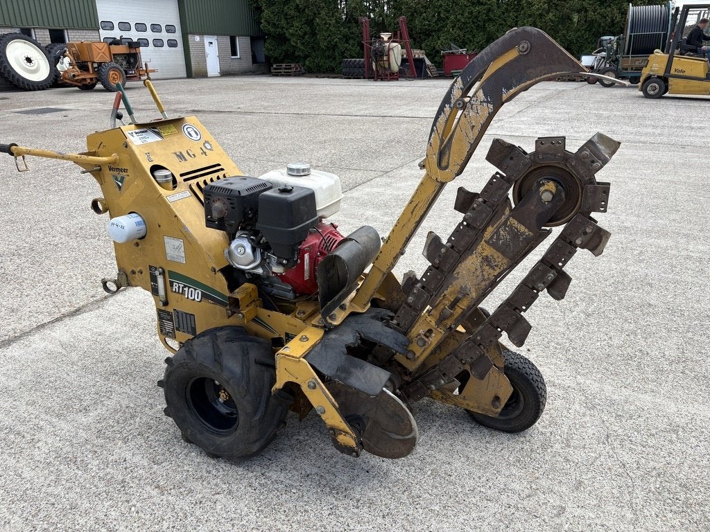 Vermeer RT 100 sleuvengraver, Zakelijke goederen, Machines en Bouw | Kranen en Graafmachines, Overige typen