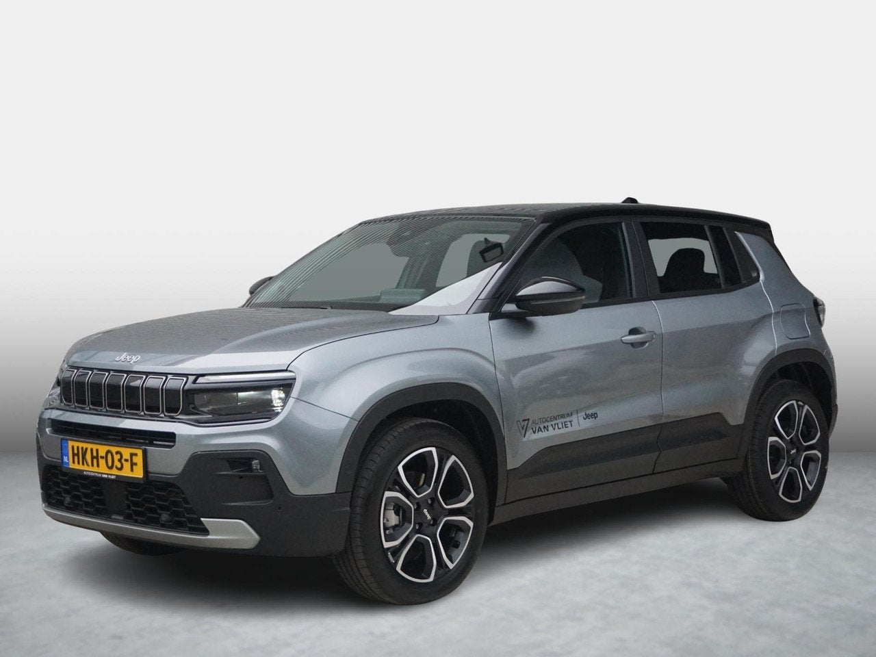 Jeep Avenger 1.2 e-Hybrid Summit (bj 2025, automaat), Auto's, Automaat, Stof, Gebruikt, 1199 cc