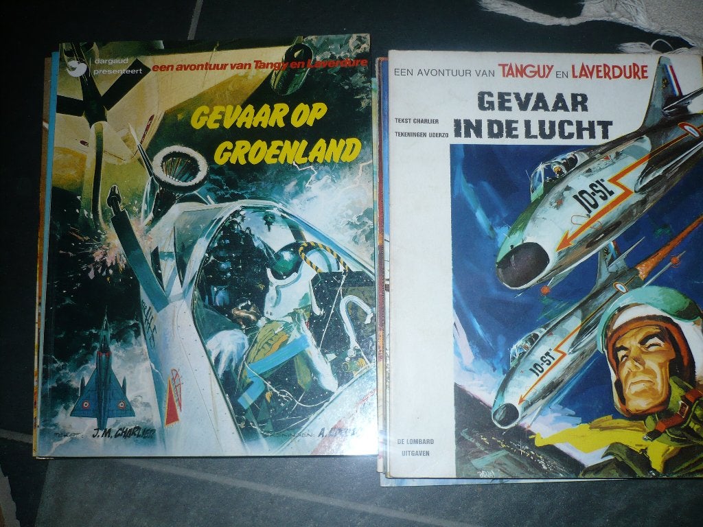 10 tanguy en laverdure vliegtuig strips, Boeken, Gelezen, Uderzo, Ophalen of Verzenden, Meerdere stripboeken