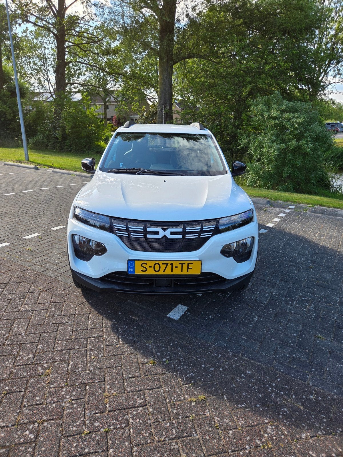 Dacia Spring Electric, privatelease contract ter overname, Auto's, 38 min, 4 stoelen, Leder en Stof, Wit