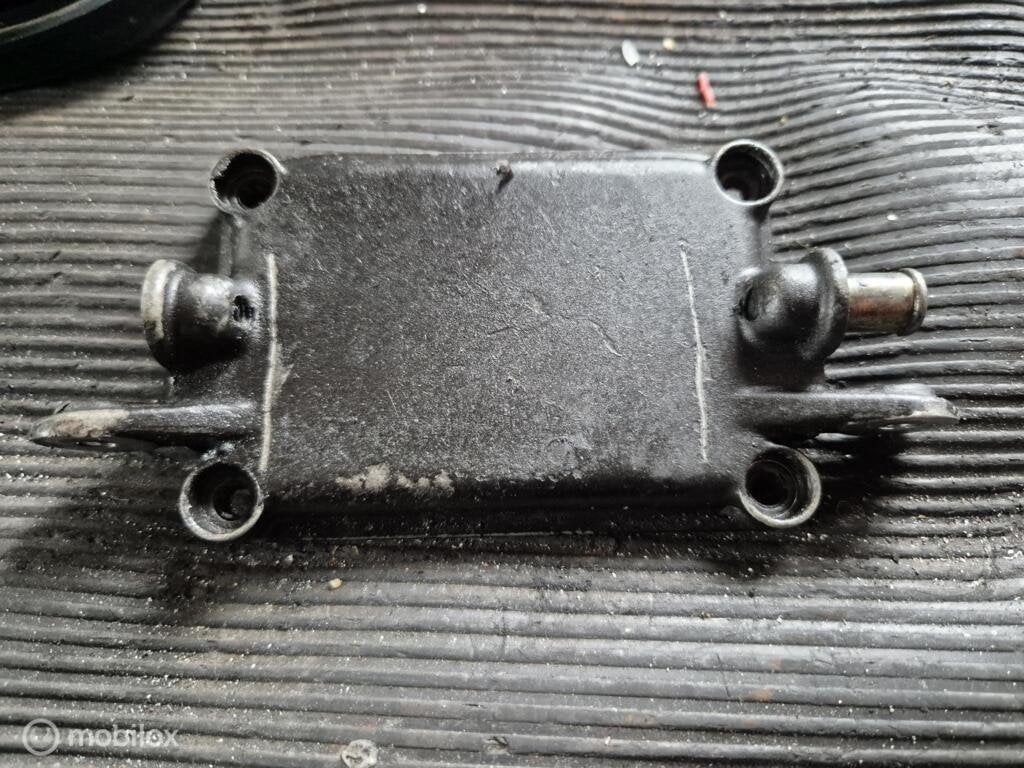 Kleppendeksel origineel 24010111A oliekoeler 748 916 851 888, Motoren, Onderdelen | Ducati, Gebruikt, Ophalen of Verzenden