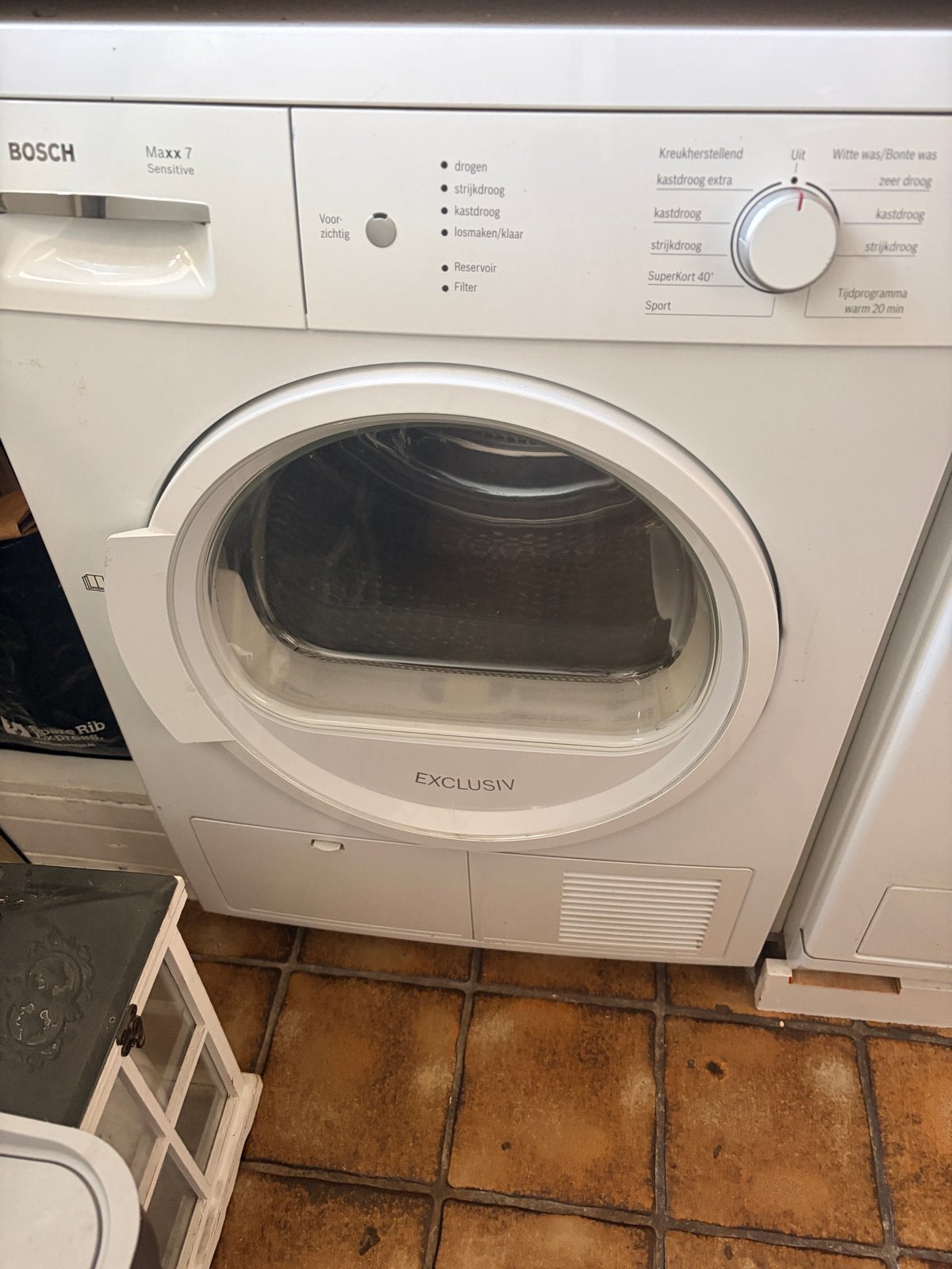 Bosch Maxx 7 Sensitive droger - wordt warm, droogt niet goed, Ophalen, 6 tot 8 kg, Voorlader, Niet werkend