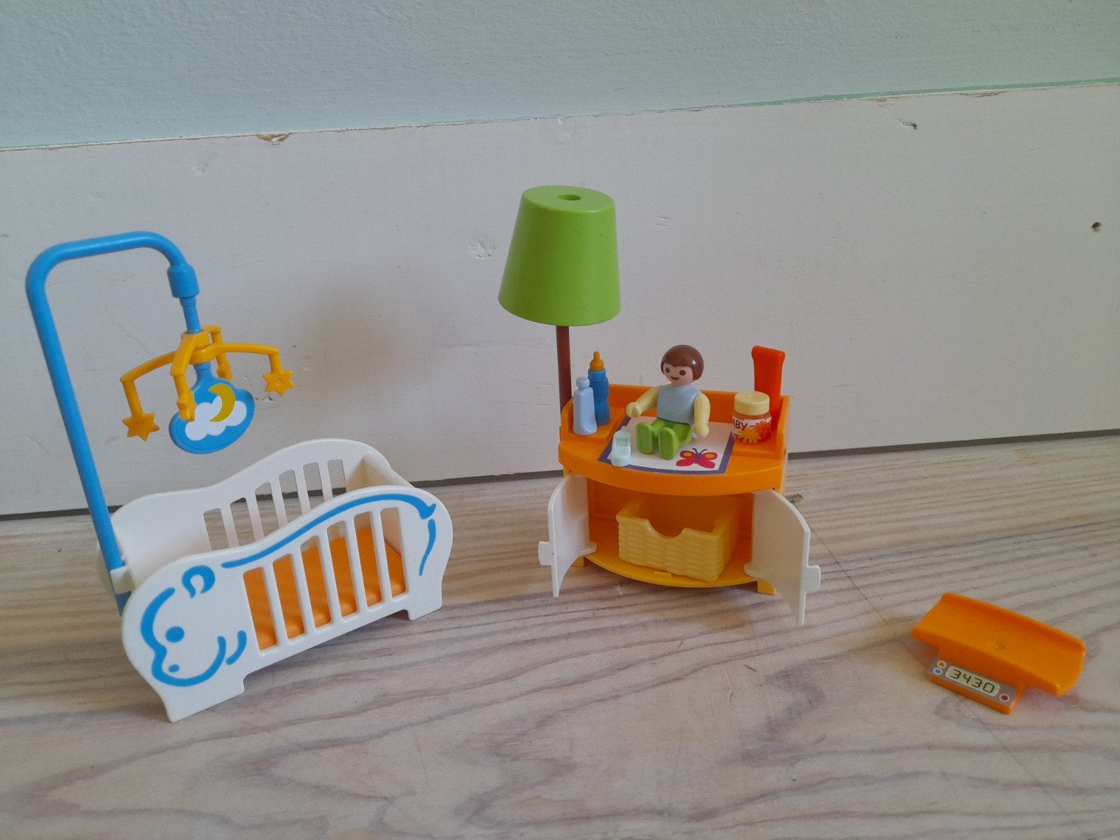 Playmobil babykamer met wieg en commode, Ophalen of Verzenden, Zo goed als nieuw, Jongen of Meisje