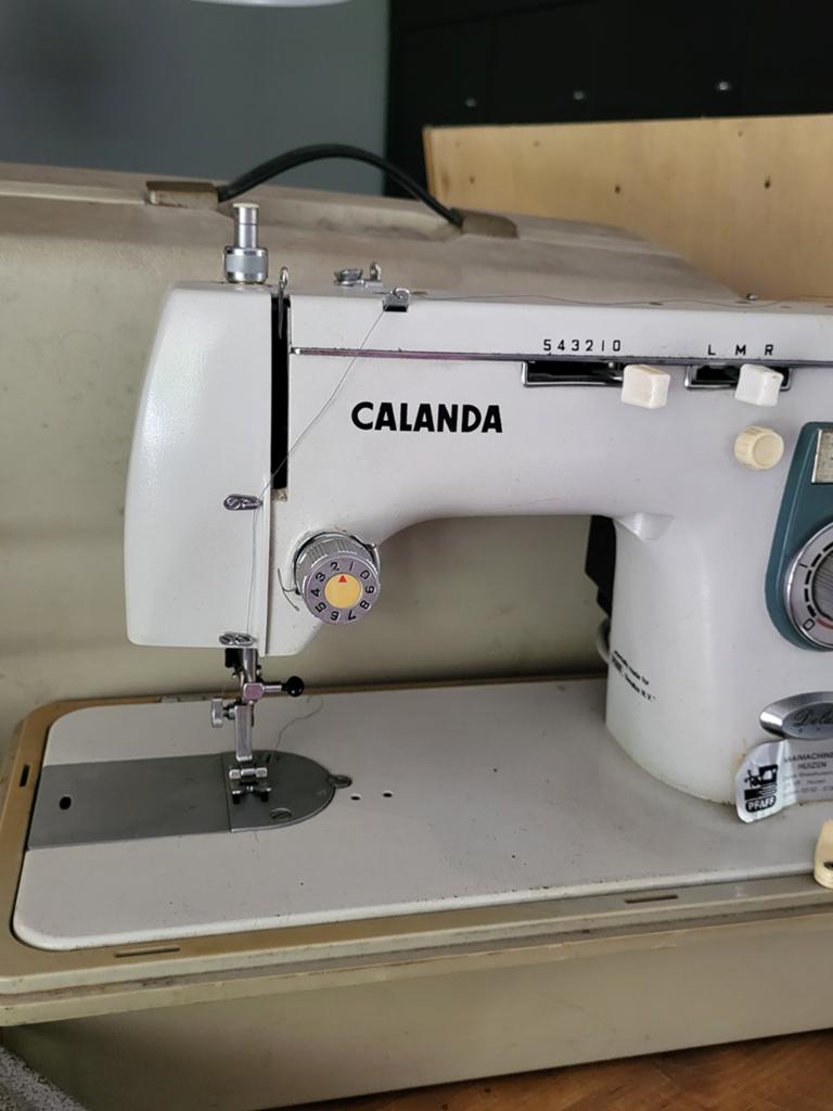 Calanda Naaimachine Deluxe met PFAFF motor, Hobby en Vrije tijd, Naaimachines en Toebehoren, Ophalen of Verzenden