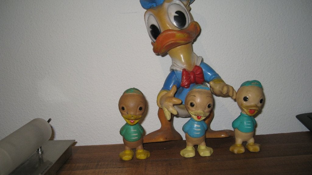 donald duck en neefjes, Ophalen of Verzenden, Donald Duck, Gebruikt, Beeldje of Figuurtje
