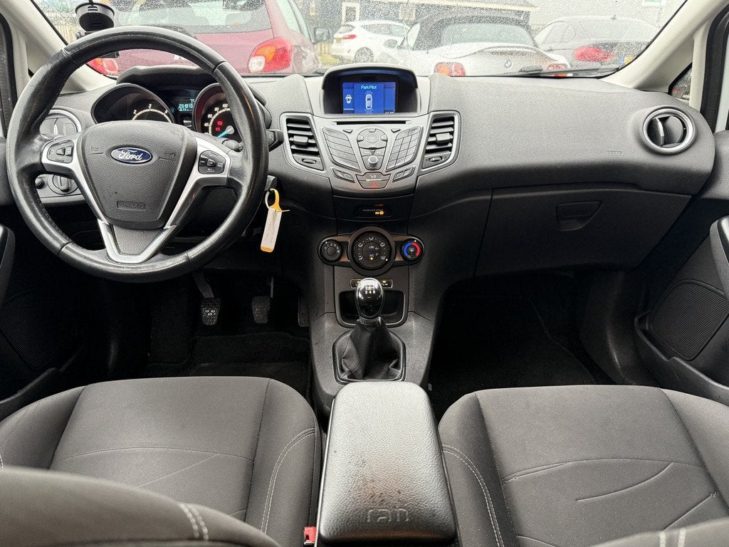 Ford Fiesta 1.5 TDCi Style Ultimate Lease Edition Cruise PDC, Auto's, Voorwielaandrijving, 12 maanden, Stof, Gebruikt