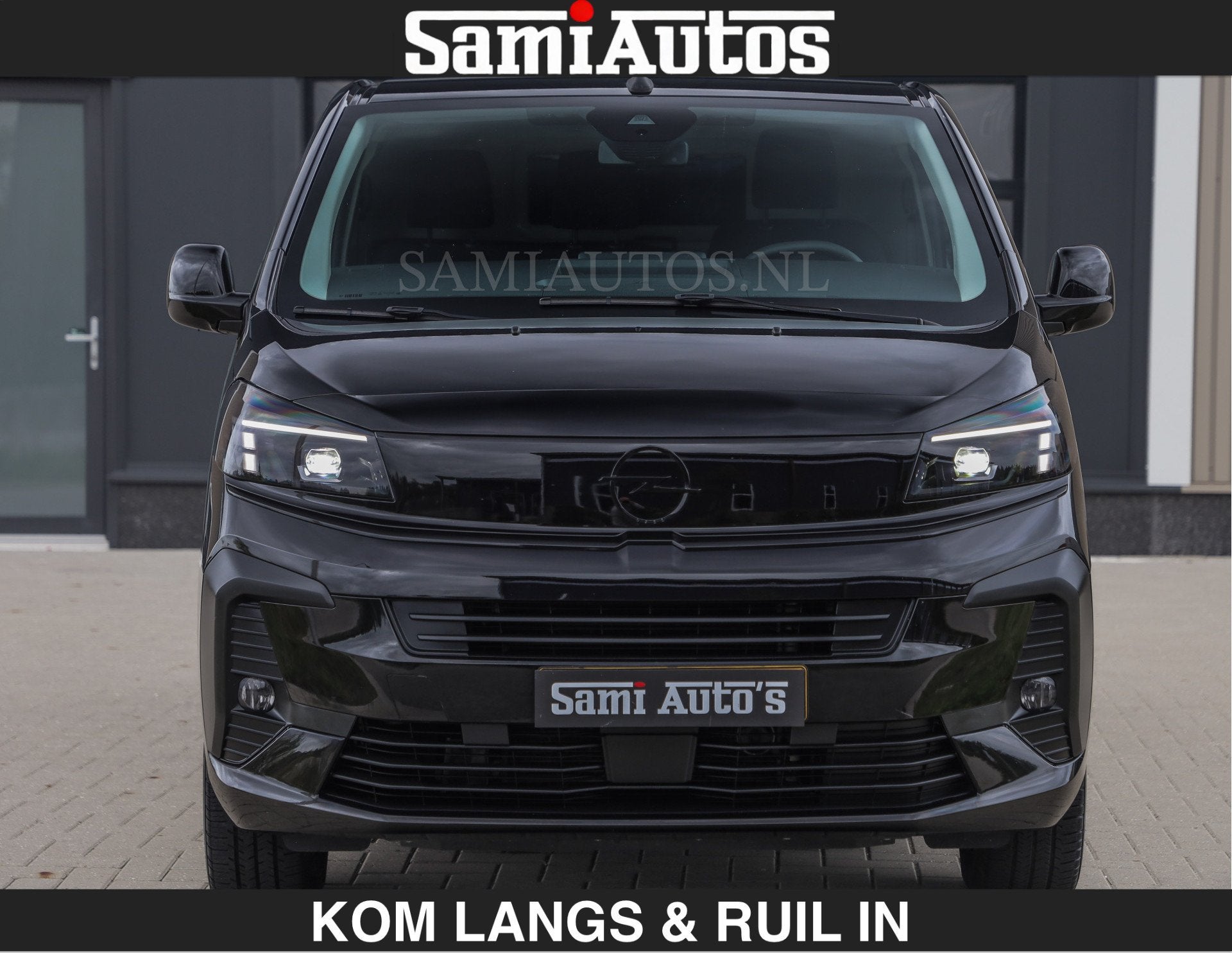 Opel Vivaro BLACK OPS | GEHEEL COMPLEET | HOUTEN VLOER EN WA, Auto's, Stof, Gebruikt, 4 cilinders, Met garantie (alle)