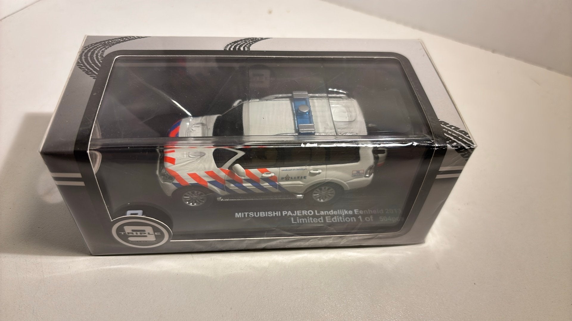 Mitsubishi pajero landelijke eenheid triple9 1.43, Hobby en Vrije tijd, Overige merken, Auto, Ophalen of Verzenden, A