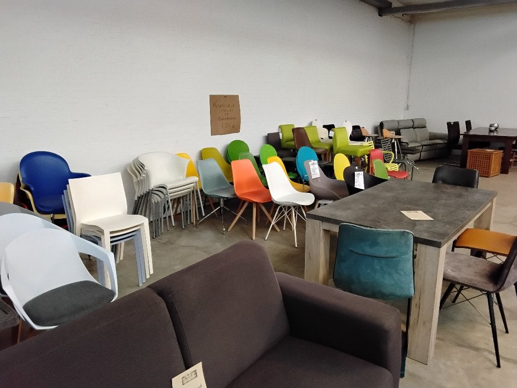 Second Life Wolvega. Veel stoelen, banken/bankstellen enz., Huis en Inrichting, Banken | Bankstellen, Ophalen, 75 tot 100 cm, Overige materialen