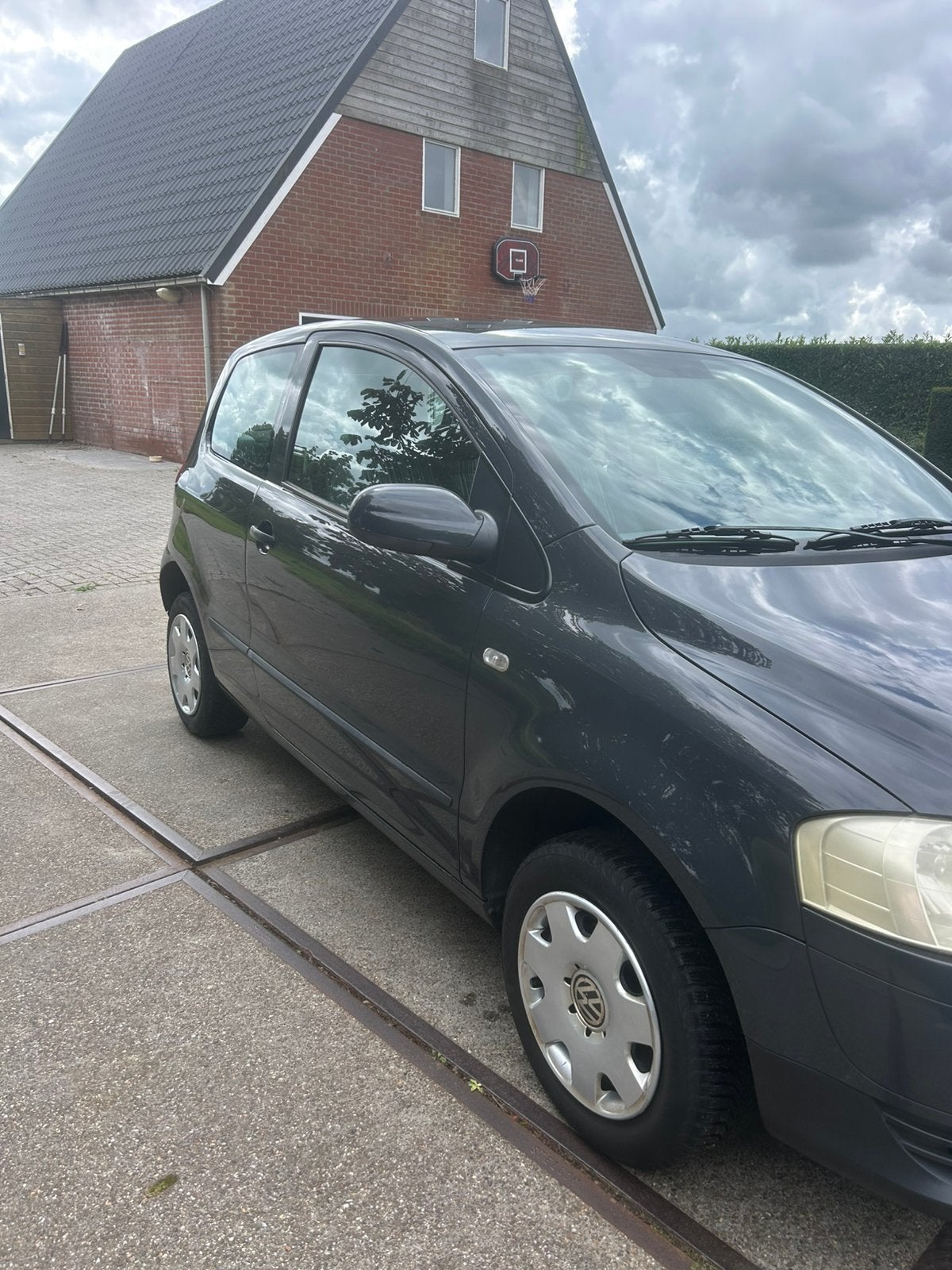 Volkswagen Fox 1.4 55KW 2006 Grijs, Auto's, Voorwielaandrijving, 15 km/l, 4 cilinders, 4 stoelen