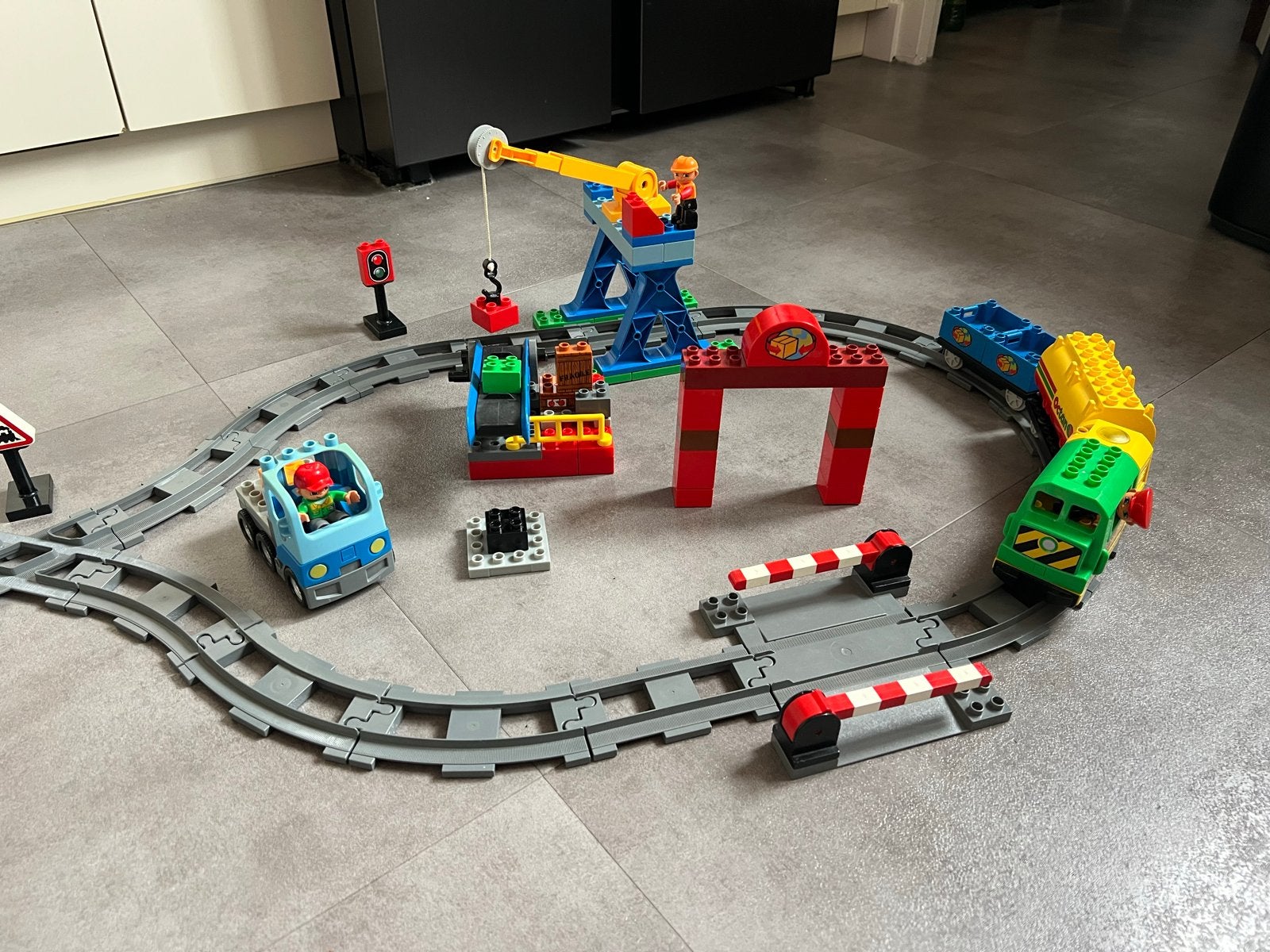 Grote Lego Duplo Treinset 5609, Kinderen en Baby's, Lego, Ophalen of Verzenden, Zo goed als nieuw, Compleet