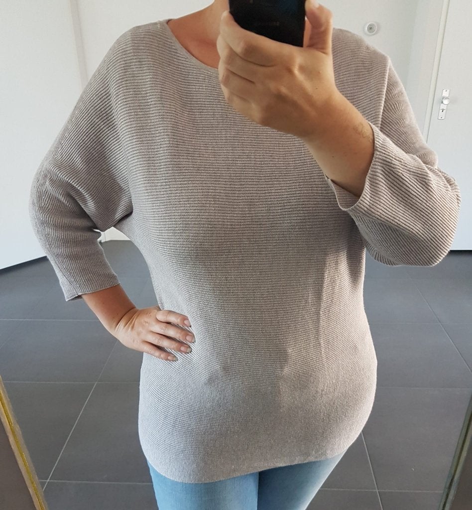 Mooie trui met vleermuismouwen / Geribbeld patroon, Maat 38/40 (M), H&M, Overige kleuren, Verzenden