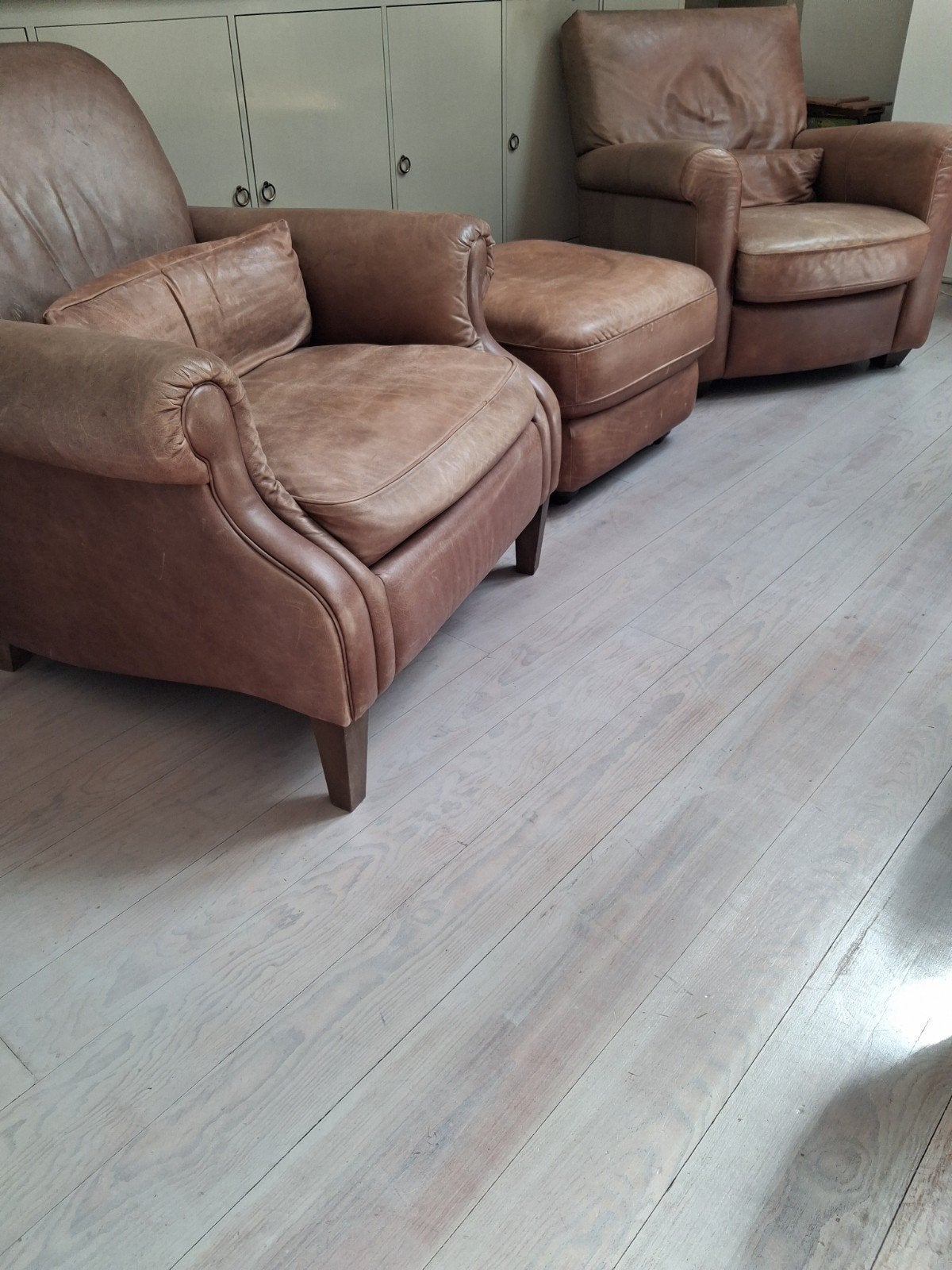 Natuzzi leren fauteuils met voetenbank, Ophalen, Gebruikt, Klassiek, Vintage, 75 tot 100 cm