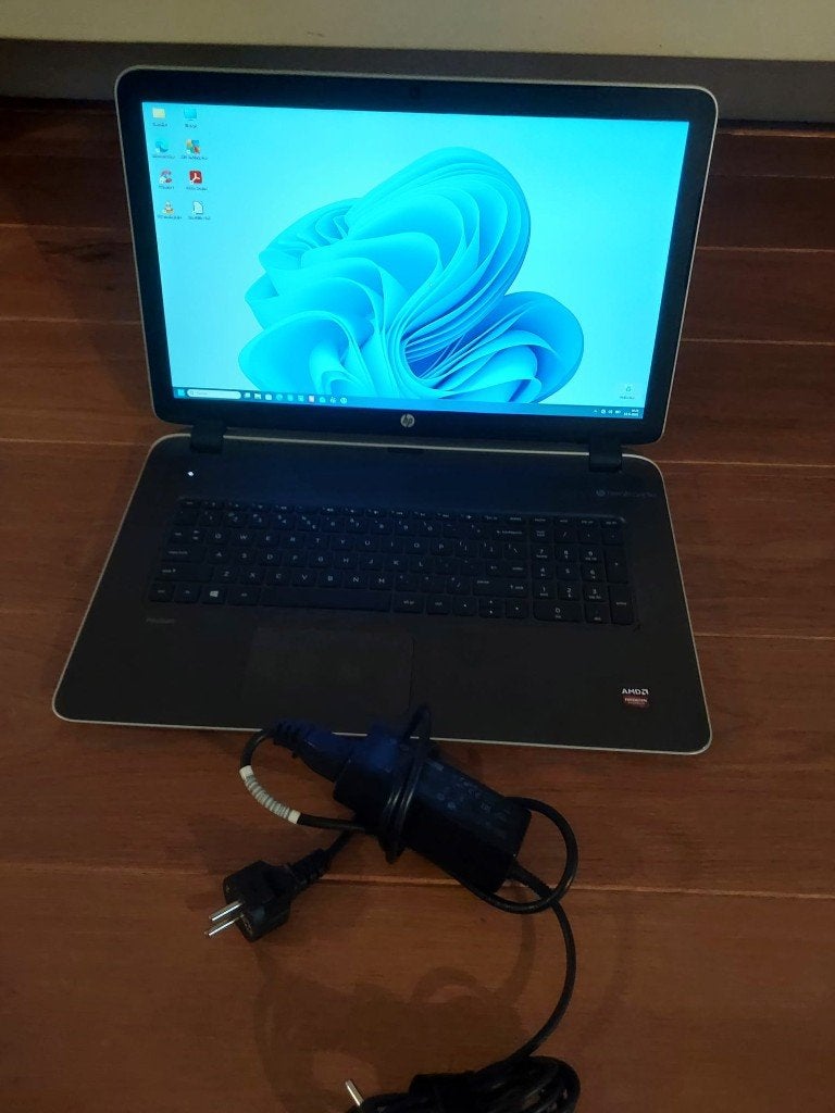 HP laptop 17 inch met Window 11 software, Computers en Software, Ophalen, Hp, Met videokaart, 2 tot 3 Ghz