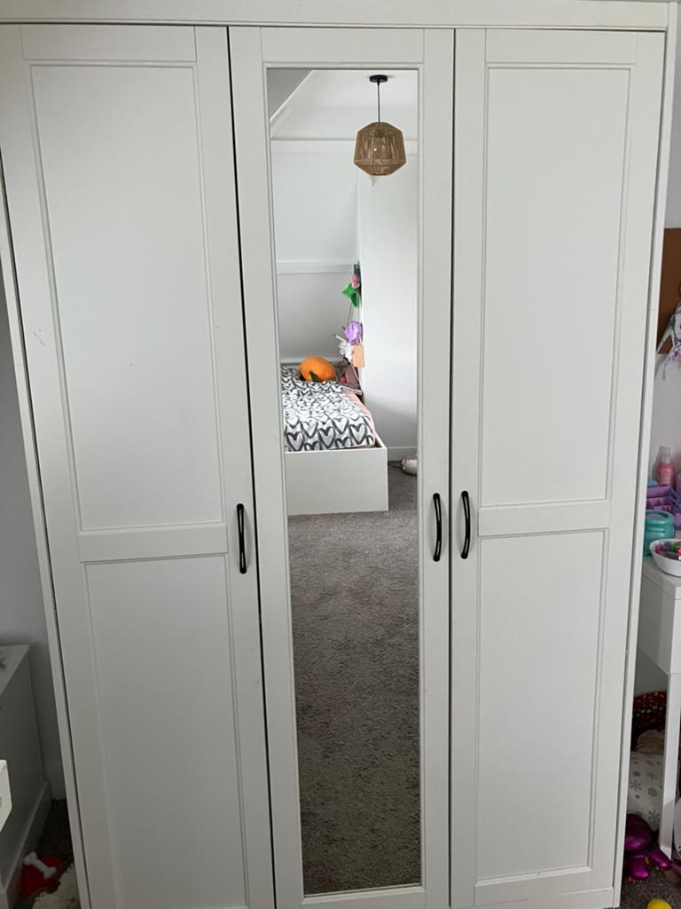 IKEA SONGESAND kledingkast wit, Ophalen, Met deur(en), Gebruikt, 100 tot 150 cm