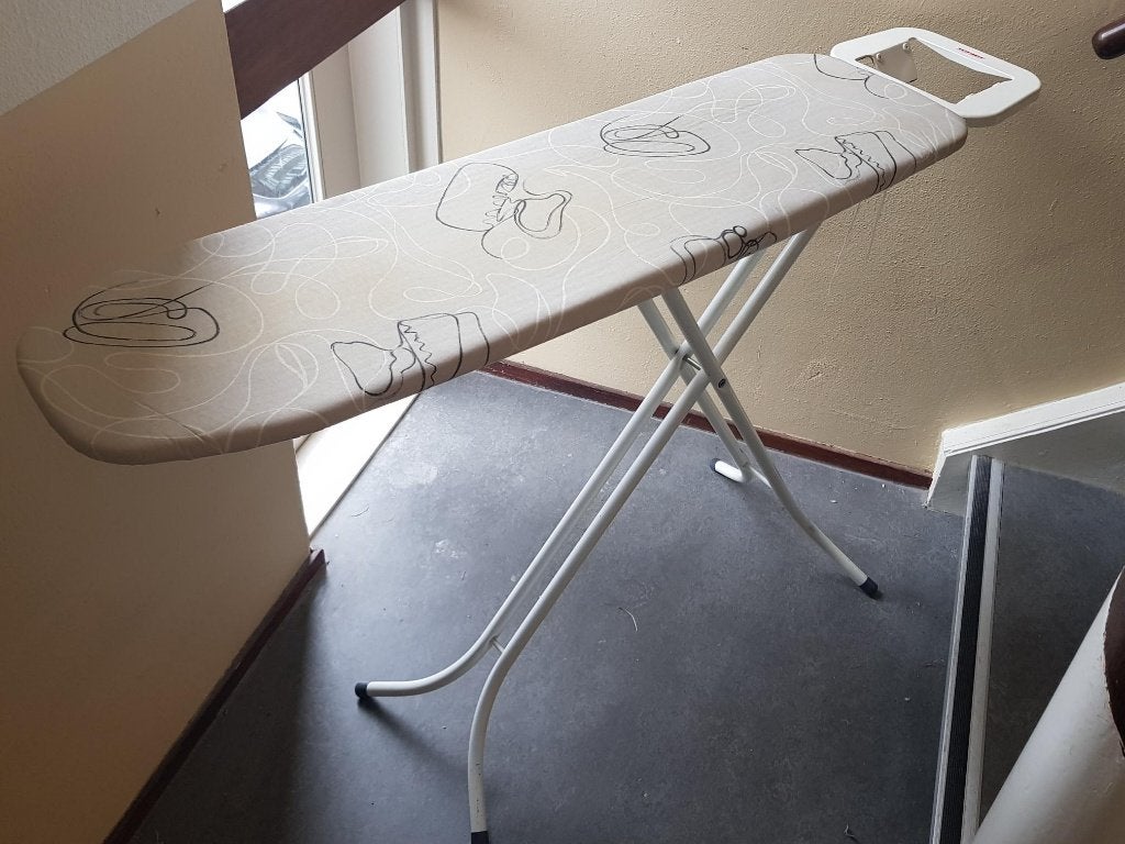 Leifheit strijkplank strijk plank ijzer wit inklapbaar, Ophalen, Gebruikt