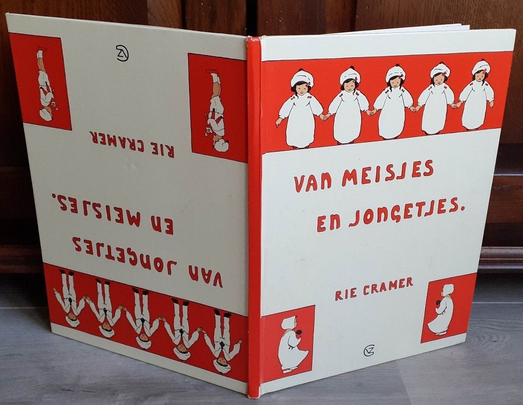 Van jongetjes en meisjes omkeerboek - Rie Cramer, Ophalen of Verzenden, Gelezen, Sprookjes