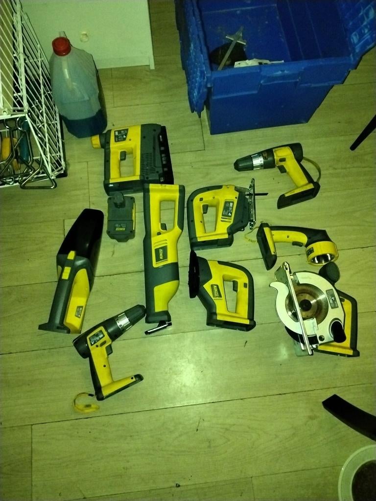 Kinzo gereedschap, Ophalen, Zo goed als nieuw