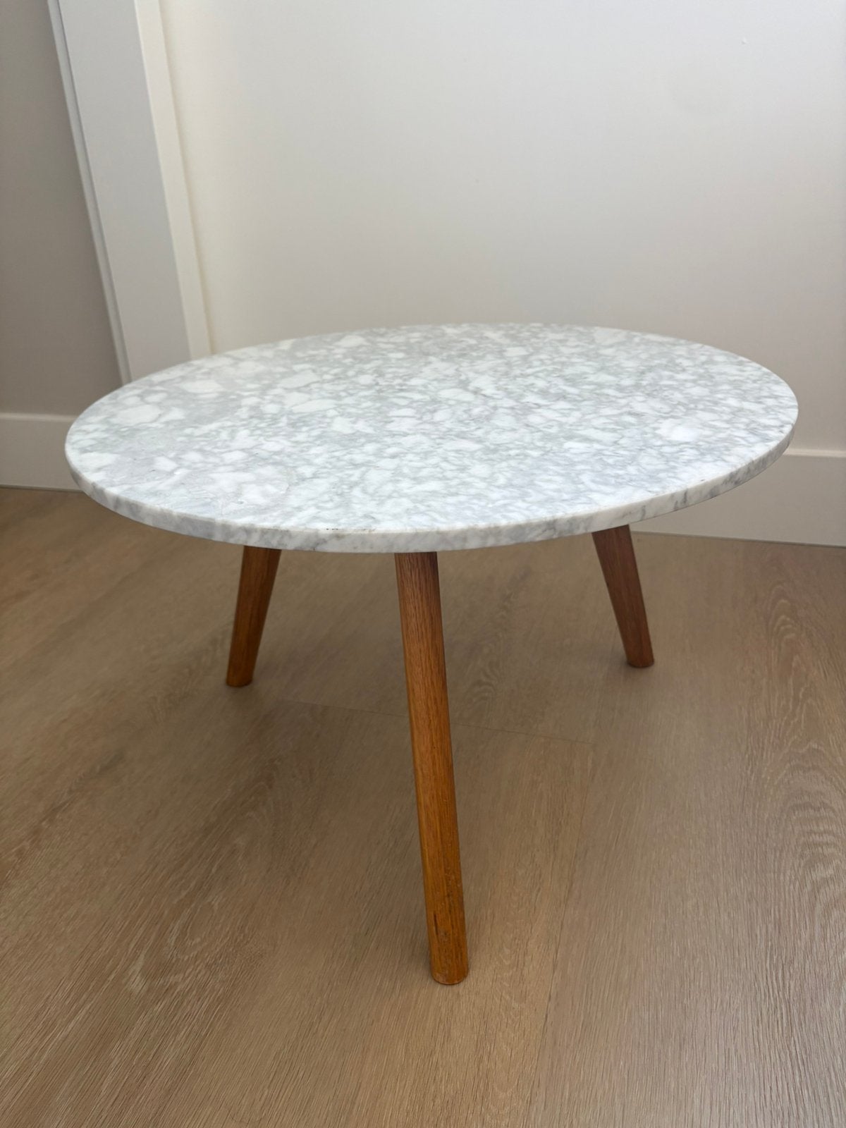 Zuiver white stone bijzettafel, Ophalen, Minder dan 45 cm, Minder dan 55 cm, Rond