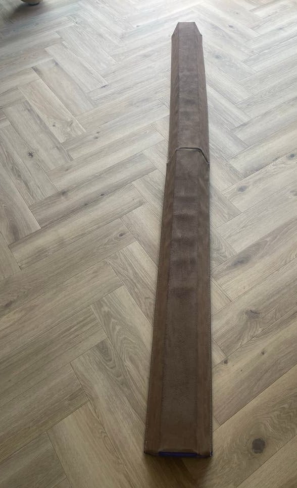 Turnbalk Tumbl Trak (2.4m) - Bruin/Paars, Sport en Fitness, Turnen, Ophalen, Gebruikt, Bruin, Materiaal