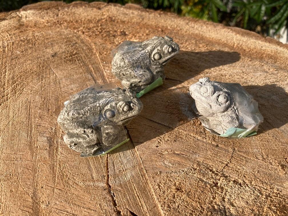 KIKKERTJES 3 STUKS STEEN NIEUW, Dierenbeeld, -, -, Nieuw