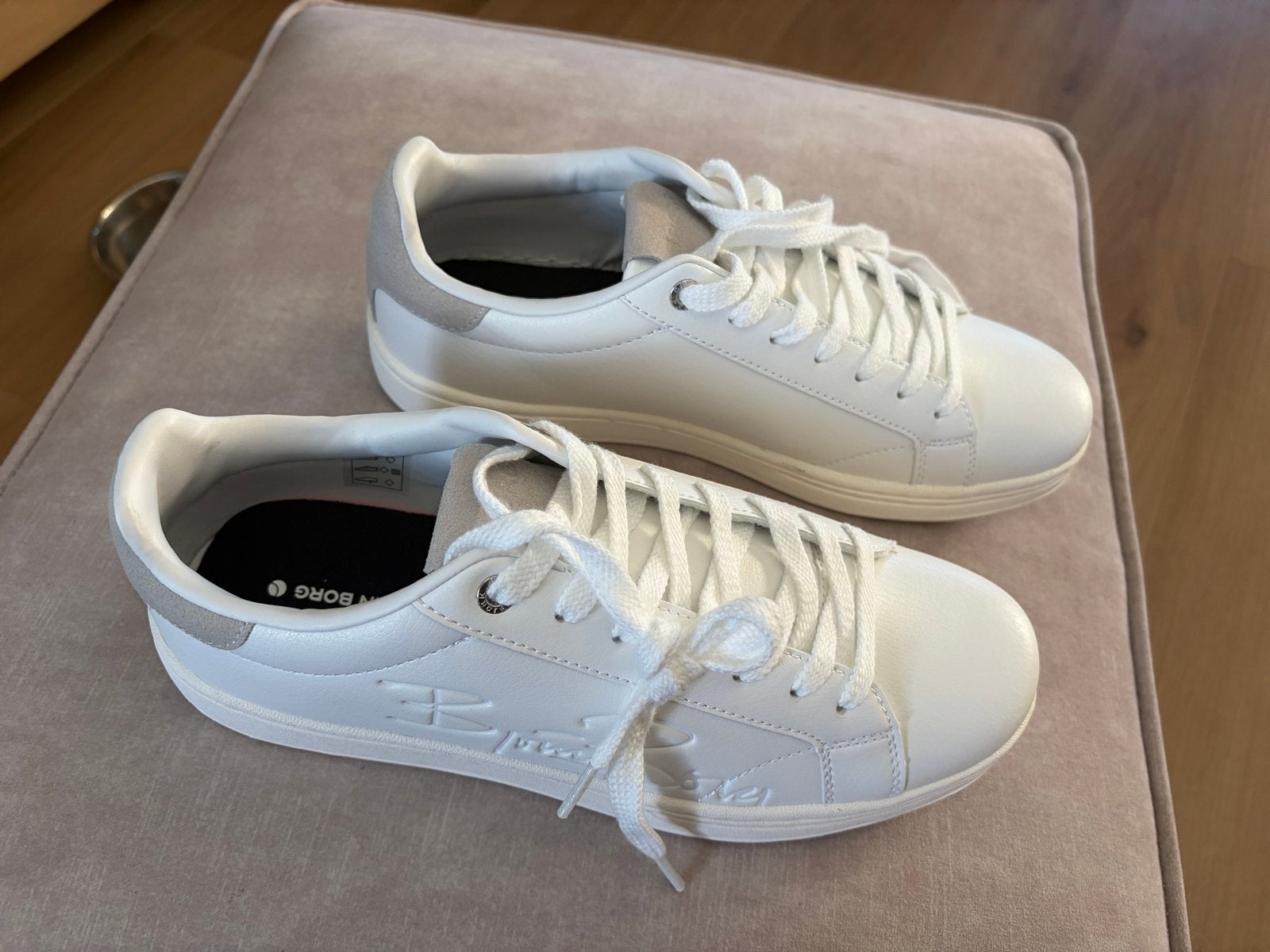 Nieuwe Björn Borg sneakers wit/taupe maat 40, Kleding | Dames, Ophalen, Nieuw, Wit, Sneakers of Gympen