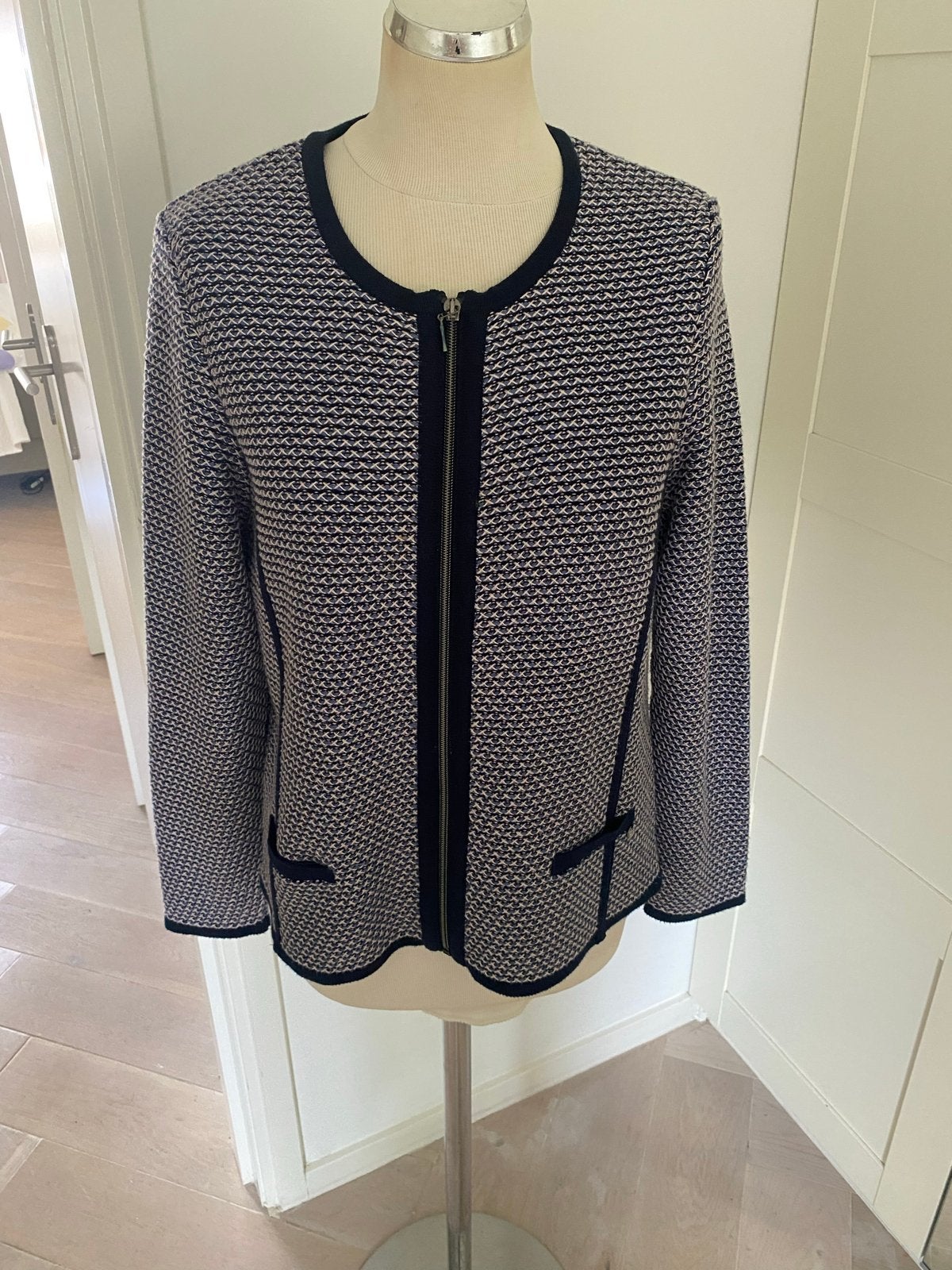 GolleHaug Collection vest maat 42, Ophalen of Verzenden, Zo goed als nieuw, Maat 42/44 (L), Blauw