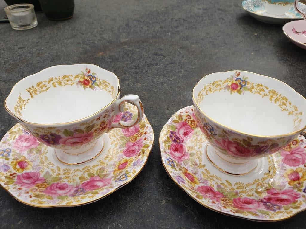 Royal Albert Serena Kop en Schotel Set (2 stuks), Antiek en Kunst, Ophalen of Verzenden