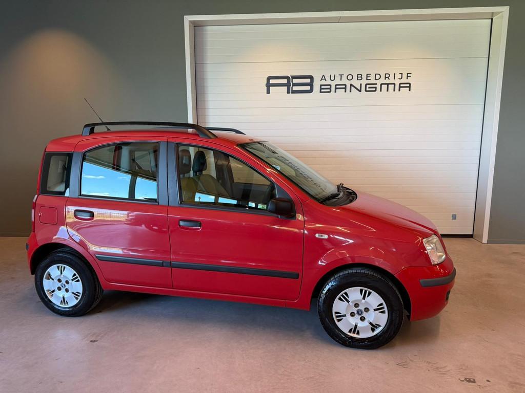 Fiat Panda 1.2i 5-DEURS CLASS/STUURBEKRACHTING + CITY-FUNCTI, Auto's, Voorwielaandrijving, Stof, Gebruikt, Origineel Nederlands