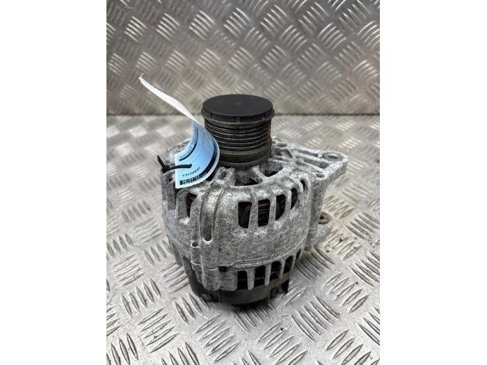 Dynamo van een Renault Captur, Gebruikt, -, Renault, -