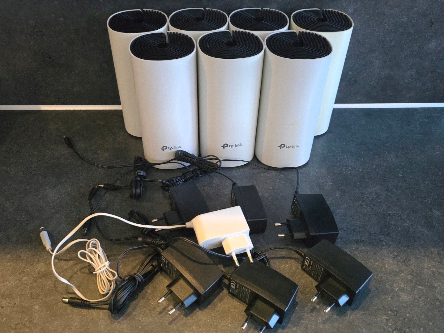 7x (ook los)TP-Link Deco M4 WiFi Mesh Versterkers + adapters, Ophalen of Verzenden, Zo goed als nieuw, TP Link Deco M4