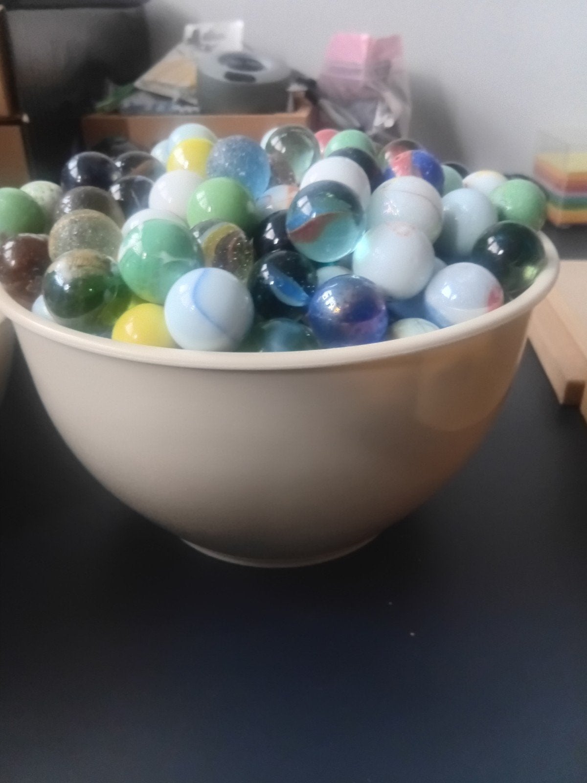 Grote kom vol met diverse knikkers, Ophalen, Gebruikt