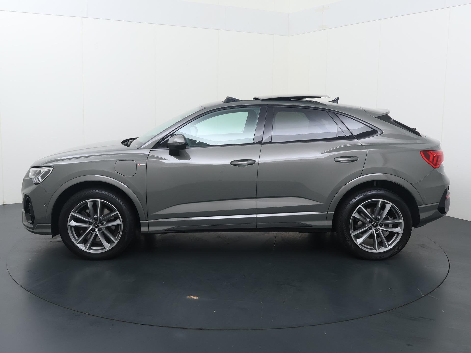 Audi Q3 Sportback 45 TFSI e S Edition | 245 PK | SoH 94% | A, Auto's, Gebruikt, Met garantie (alle), Verwarmde buitenspiegels
